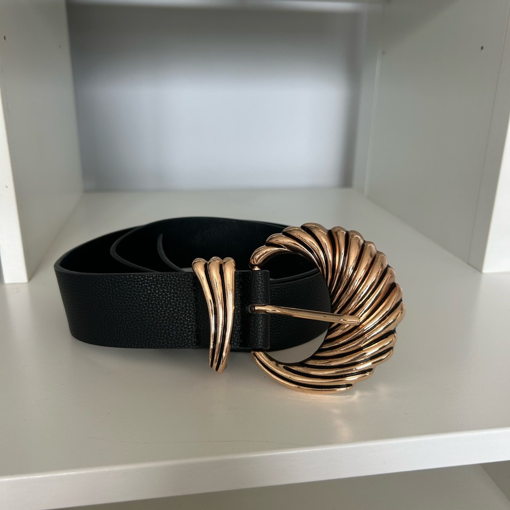 Dynamite Black Belt with Gold Swirl Buckle